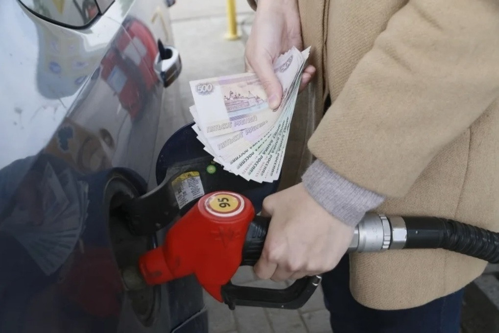 Минэнерго Дагестана призывает владельцев АЗС не допускать роста цен на автомобильное топливо в республике