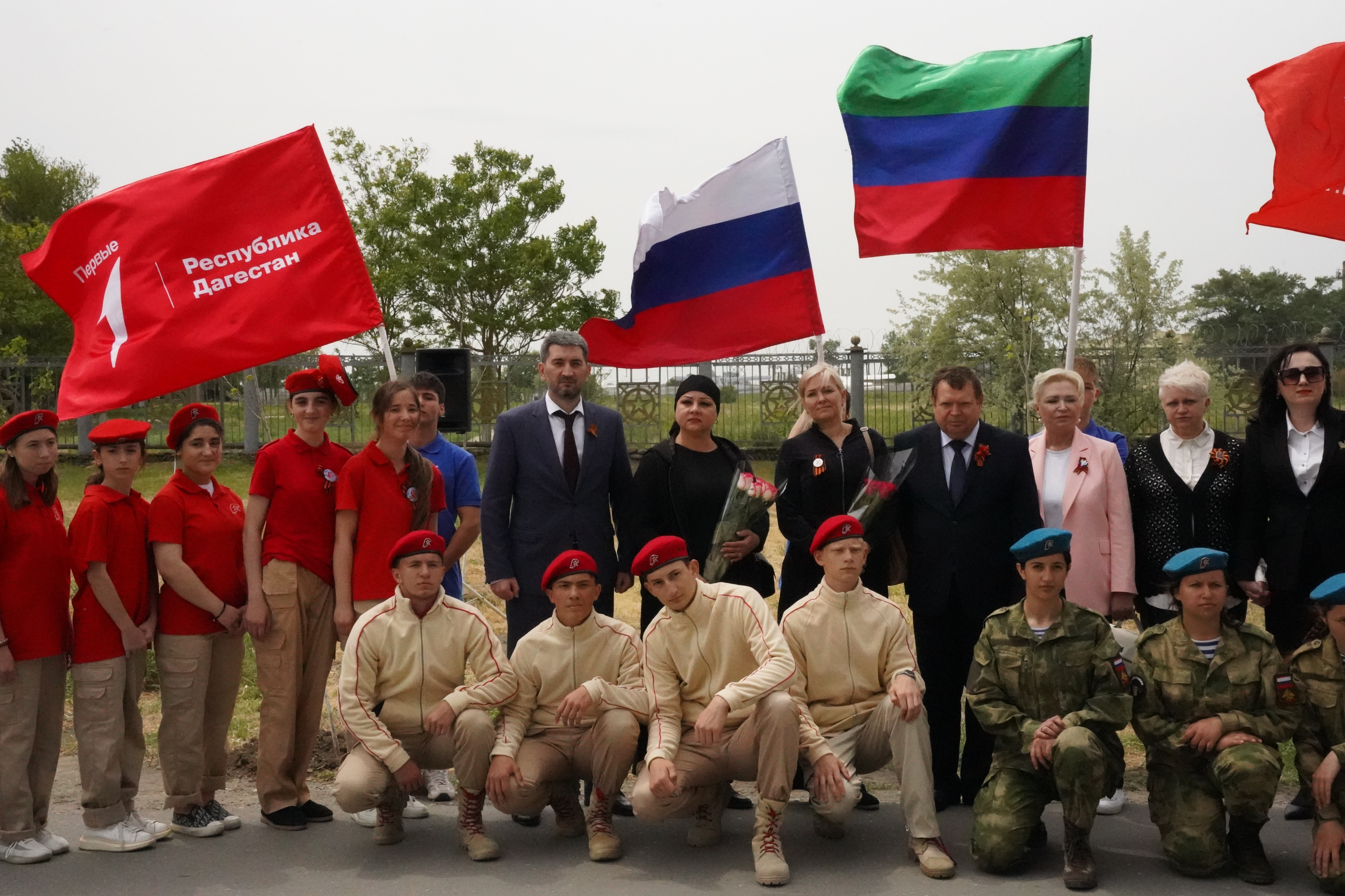 Жители Кизляра приняли участие в акции «Сад памяти»