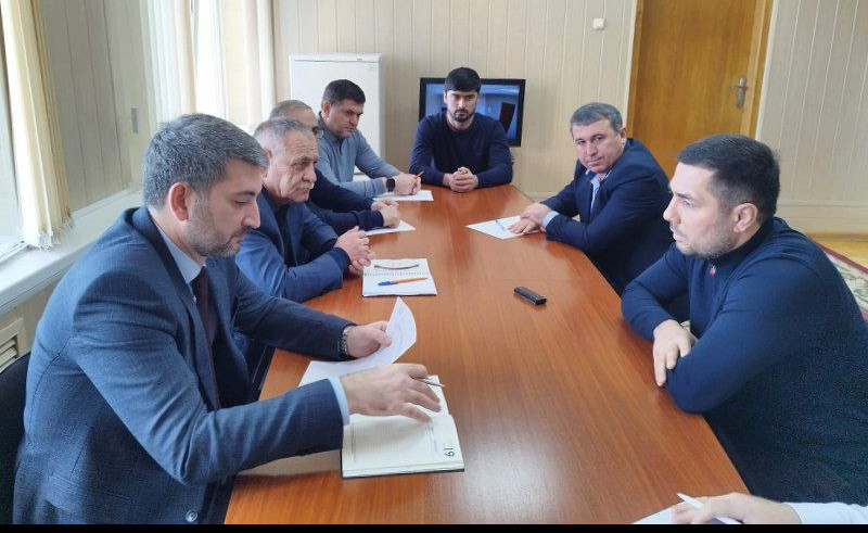 Обращения на контроле. Глава Минэнерго Дагестана Марат Шихалиев провел прием граждан в Избербаше