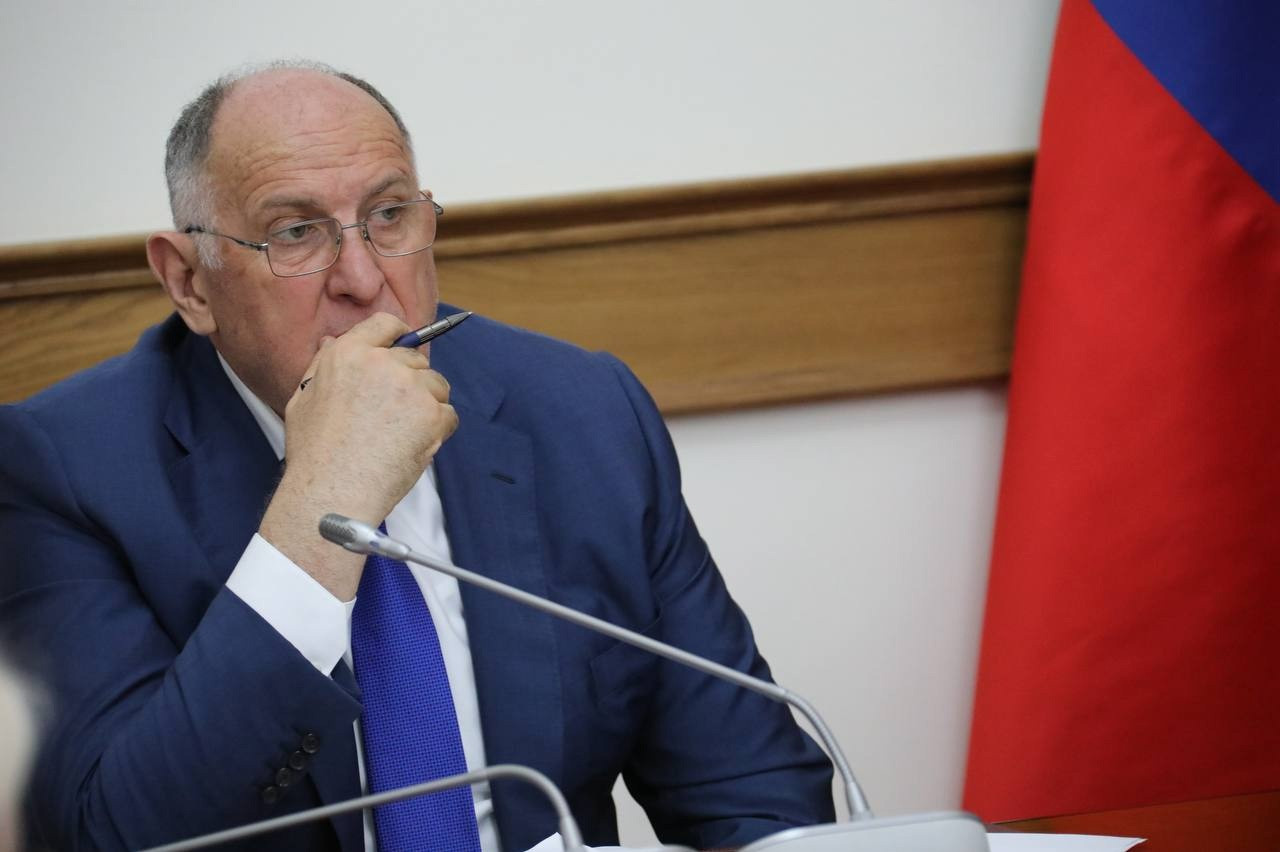Премьер Дагестана поставил на контроль проблему с газом в с. Акнада Кизилюртовского района