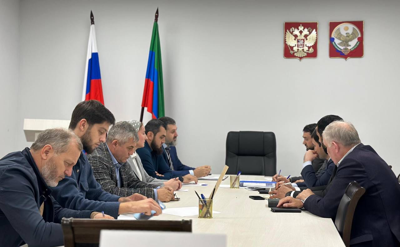 Рабочая группа по подготовке к отопительному сезону 2025-2026 гг. провела совещание в Каспийской администрации