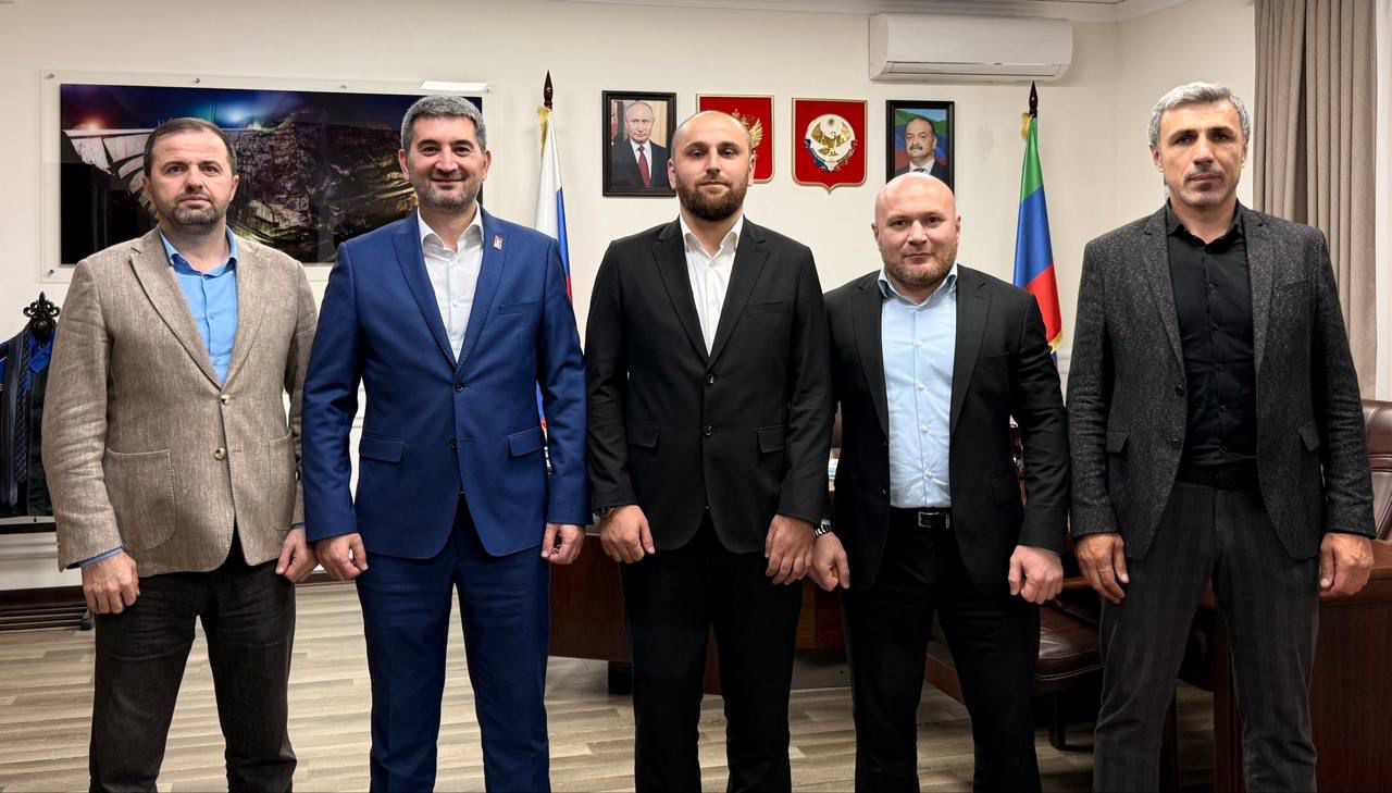 Министр энергетики Дагестана  стал наставником участника СВО в рамках программы «Доблесть гор»
