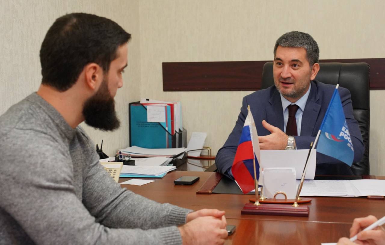 Марат Шихалиев провел прием граждан в Общественной приемной Председателя партии «Единая Россия» Дмитрия Медведева