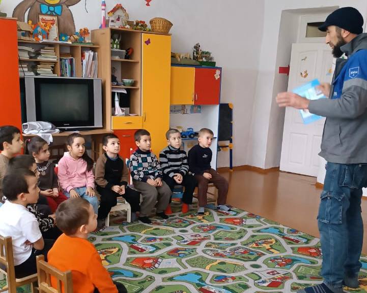 В южной части республики проведены занятия по правилам безопасного обращения с газом для детей